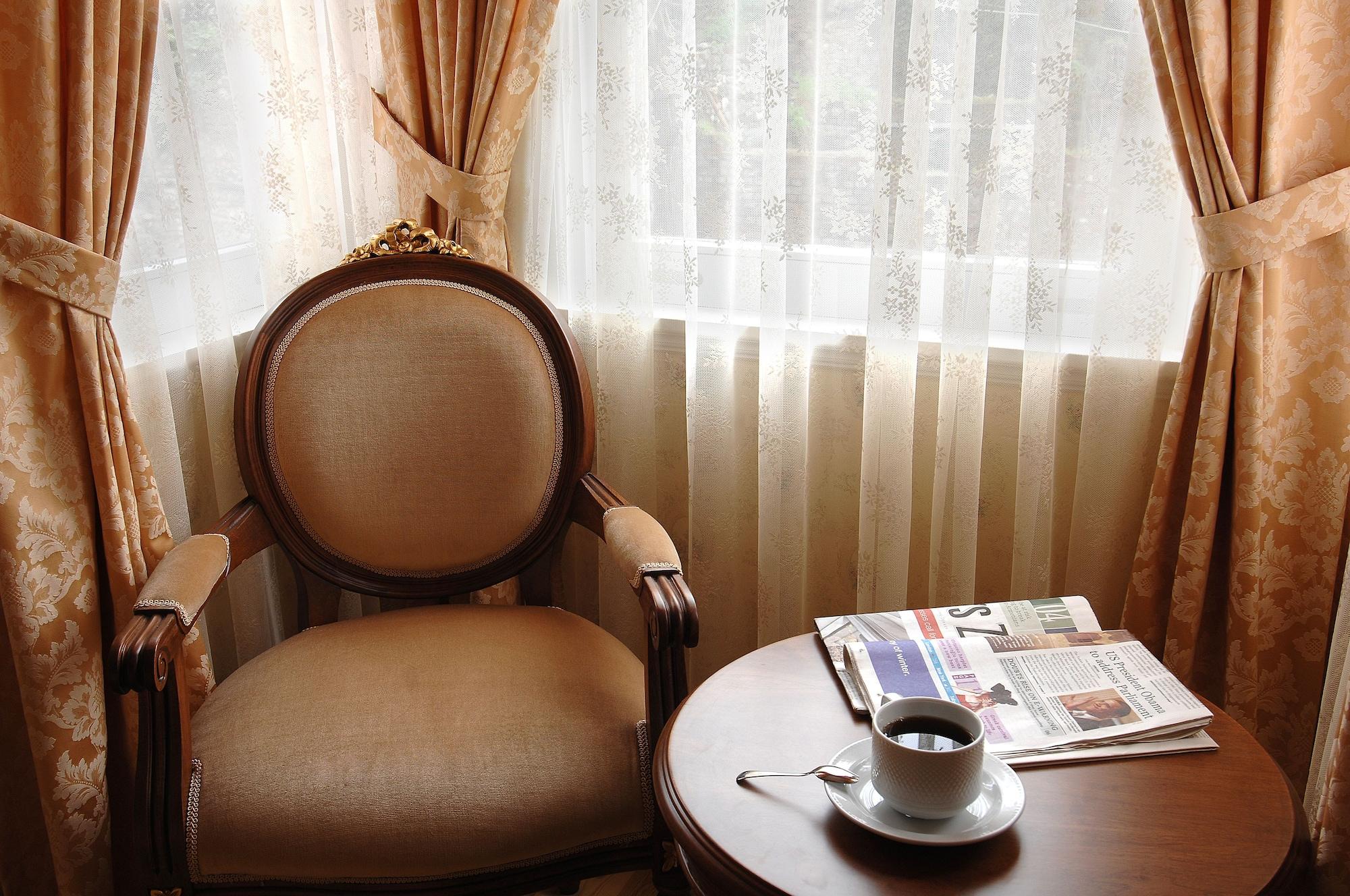 Otel Darussaade 4*