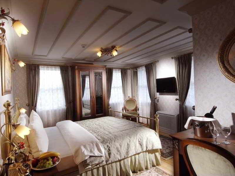 Otel Darussaade 4*