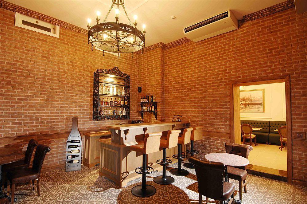 Otel Darussaade 4*