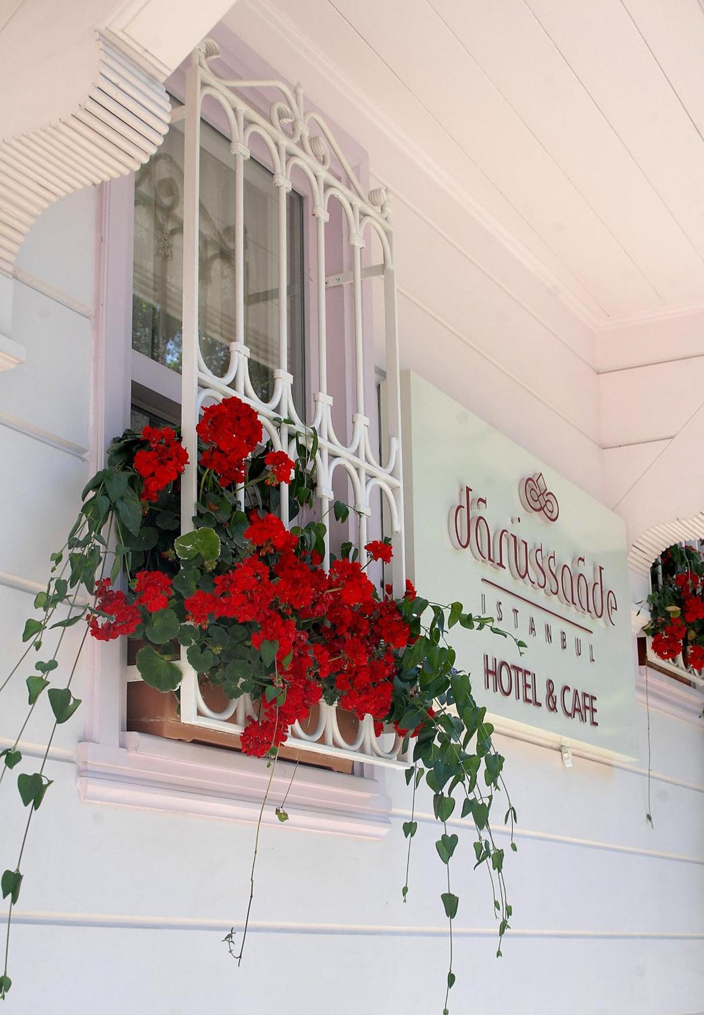 Otel Darussaade 4*