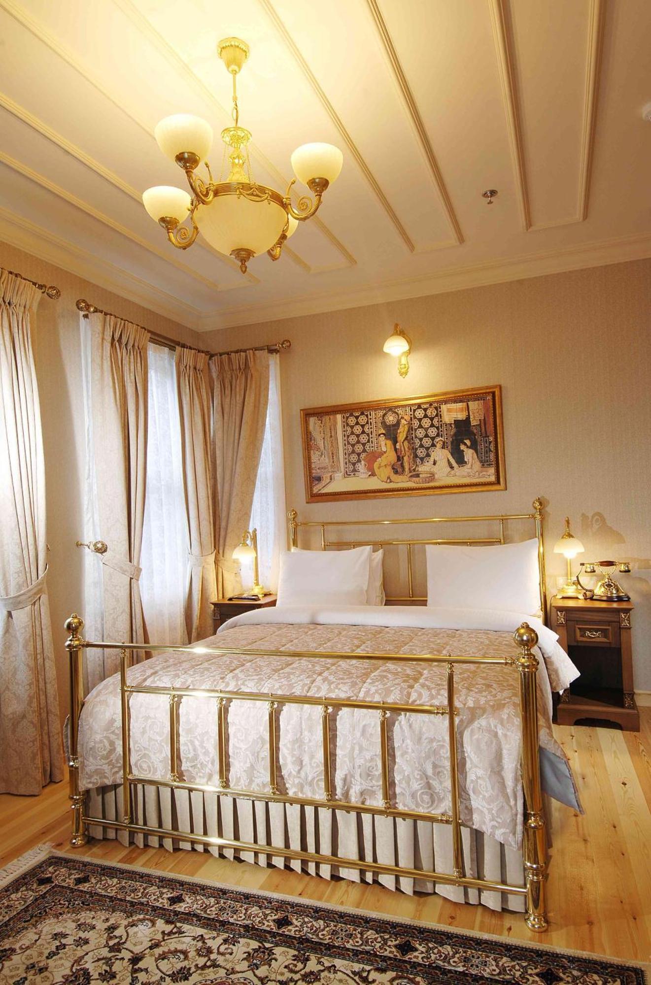 Otel Darussaade 4*