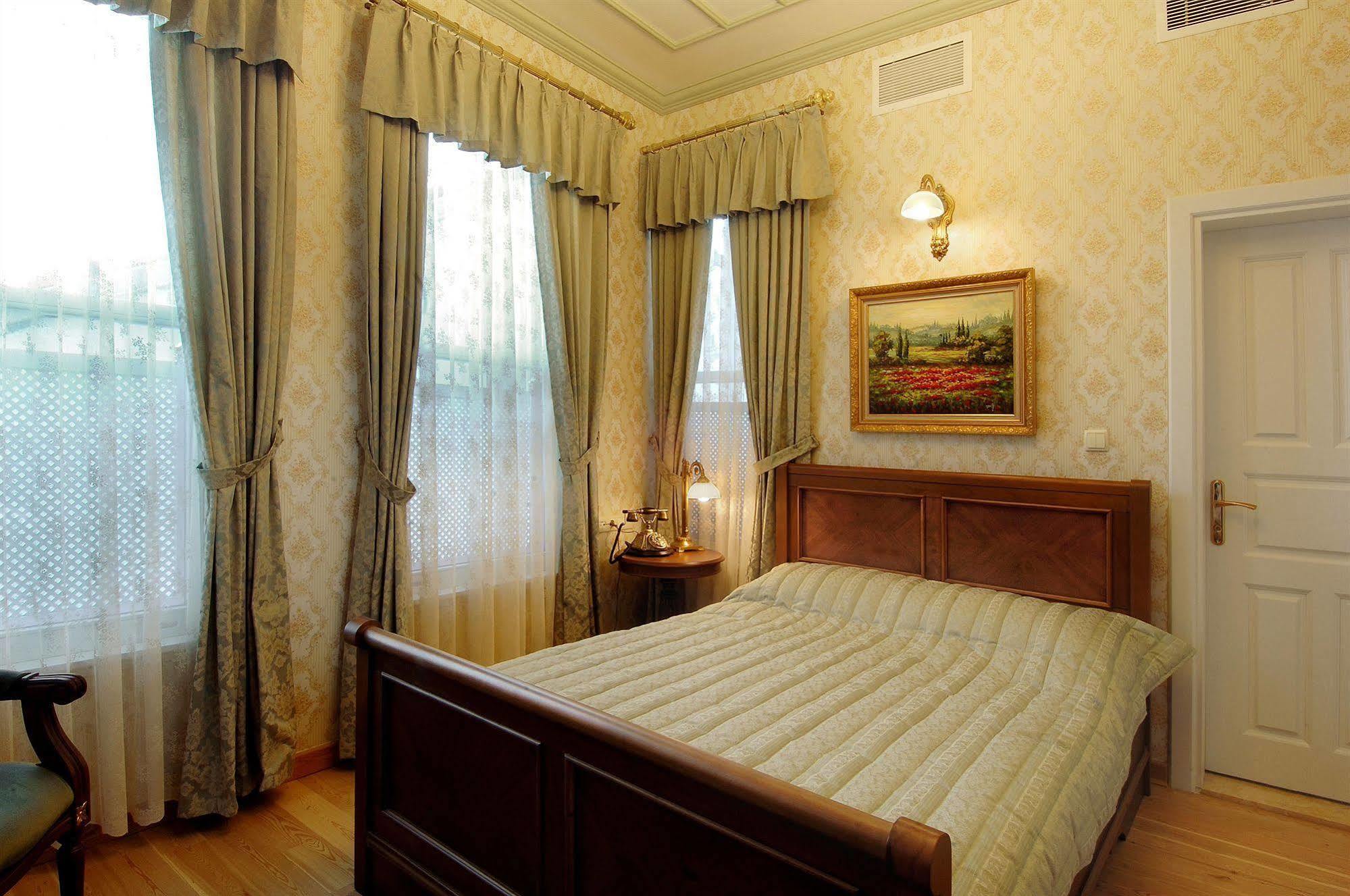 Otel Darussaade
